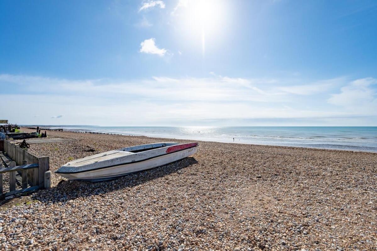 Escape To Paradise At Pevensey Bay Holiday Park 13 Woodland Walk Villa ภายนอก รูปภาพ