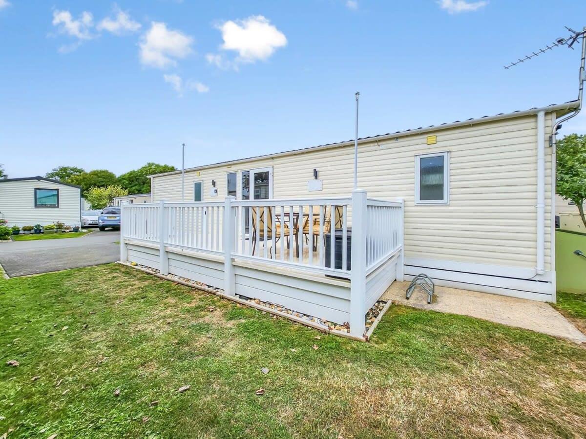 Escape To Paradise At Pevensey Bay Holiday Park 13 Woodland Walk Villa ภายนอก รูปภาพ